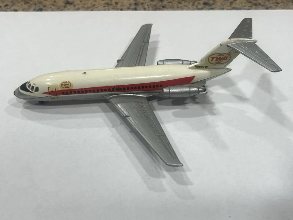 Modelo de metal fundido a presión raro TWA (Trans World Airlines) AeroMini DC-9 (escala 1/239) Foto 3 de 4