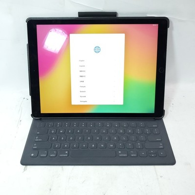 Apple iPad Pro 12.9'' 2nd Gen A1670 64GB Tablet Keyboard & Case Bundle Pre-owned