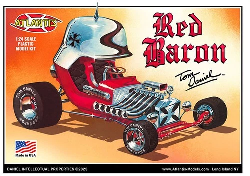ATLANTIS HOBBY Tom Daniel - Modellino Kit Scala 1:24 - Red Baron Show Car con Trading Card [Giocattolo Nuovo]