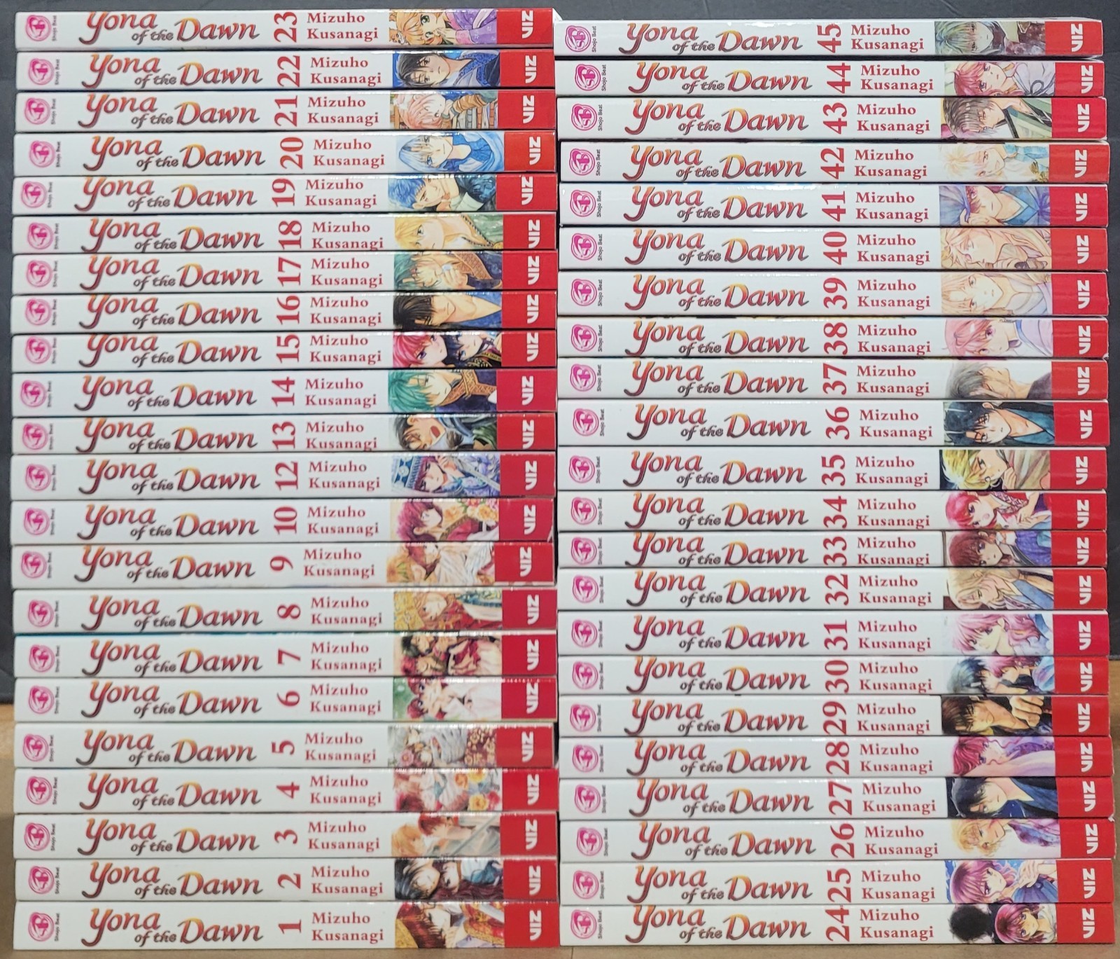 Manga Yona of the dawn en inglés volúmenes 1-45 Viz Media 45 libros nuevos