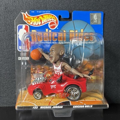 Michael Jordan   Hot Wheels #23 Chicago Bulls Radical Rides Court Collection
