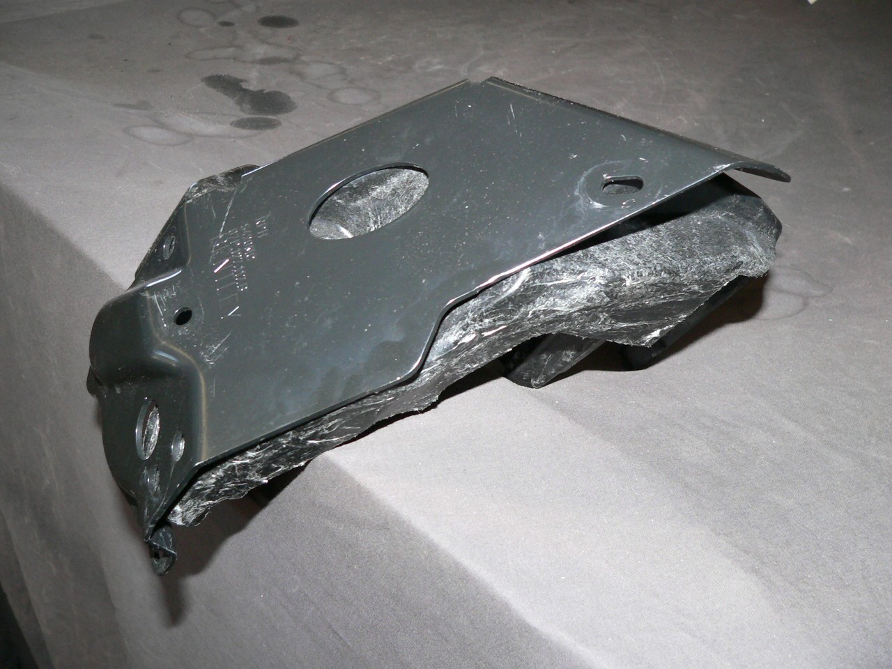 Bentley Continental Bentayga? 6.0 W12 07P127117B Guard Plate 2020