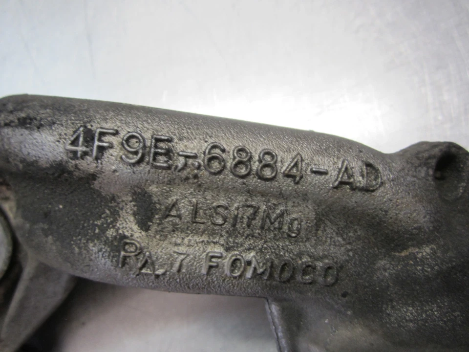 Carcasa de filtro de aceite de motor para 05-07 Ford Five Hundred 3.0 4F9E6884AD Foto 2 de 4