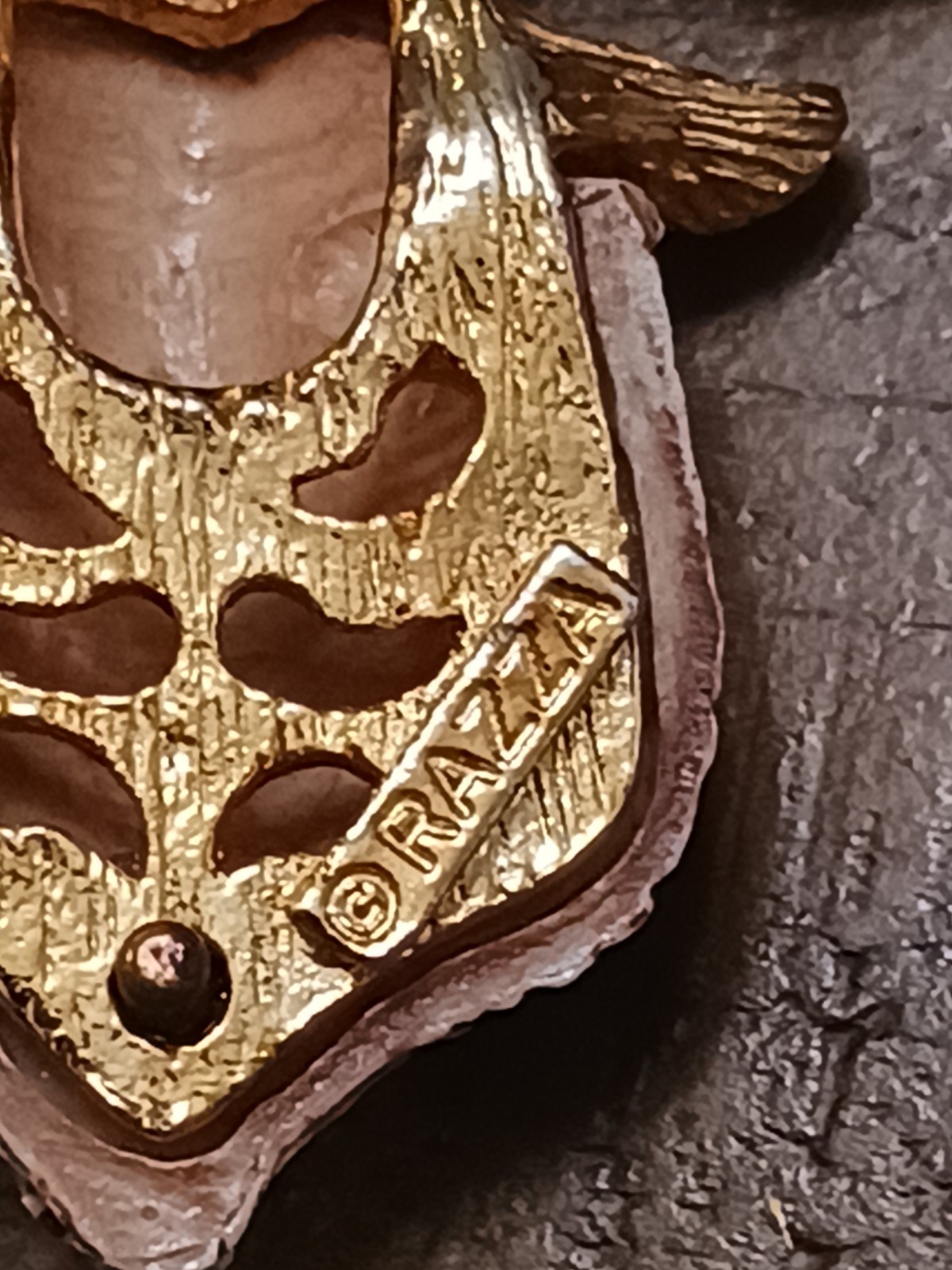 Razza Lamb Pendant - image 9