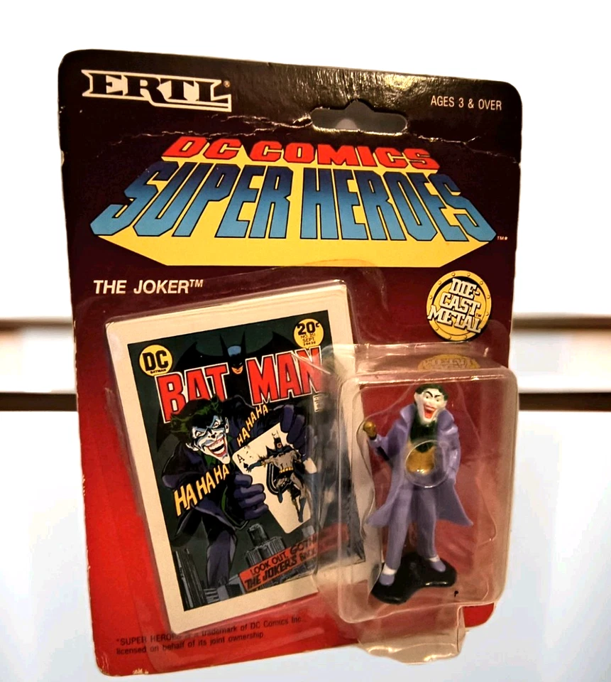 Figura Die-Cast Ertl 1990 "The Joker" Batman Super Heroes DC Comics Foto 2 de 4
