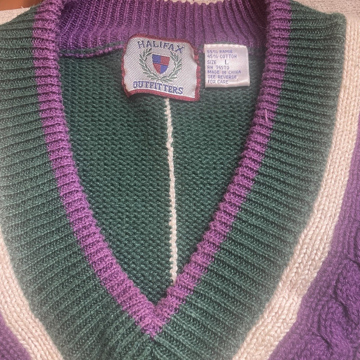 Vintage Halifax Outfitters V Neck Pullover Sweater Size L Green