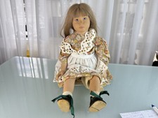 Poupée d'artiste Sigikid Sabine Frêne Vinyl doll 63 cm. Ménage fumeur
