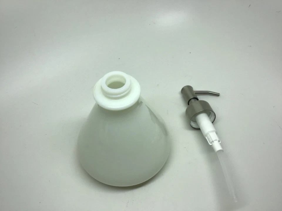 DISPENSADOR BOMBA JABÓN UMBRA MICHELLE IVANKOVIC VIDRIO BLANCO ESMERILADO FORMA CAMPANA - NUEVO Foto 3 de 4