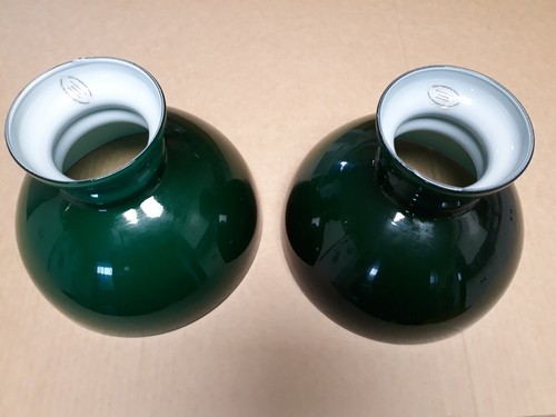 Pair of 2 Vintage Vianne Glass Lamp Shades - Picture 2 of 10