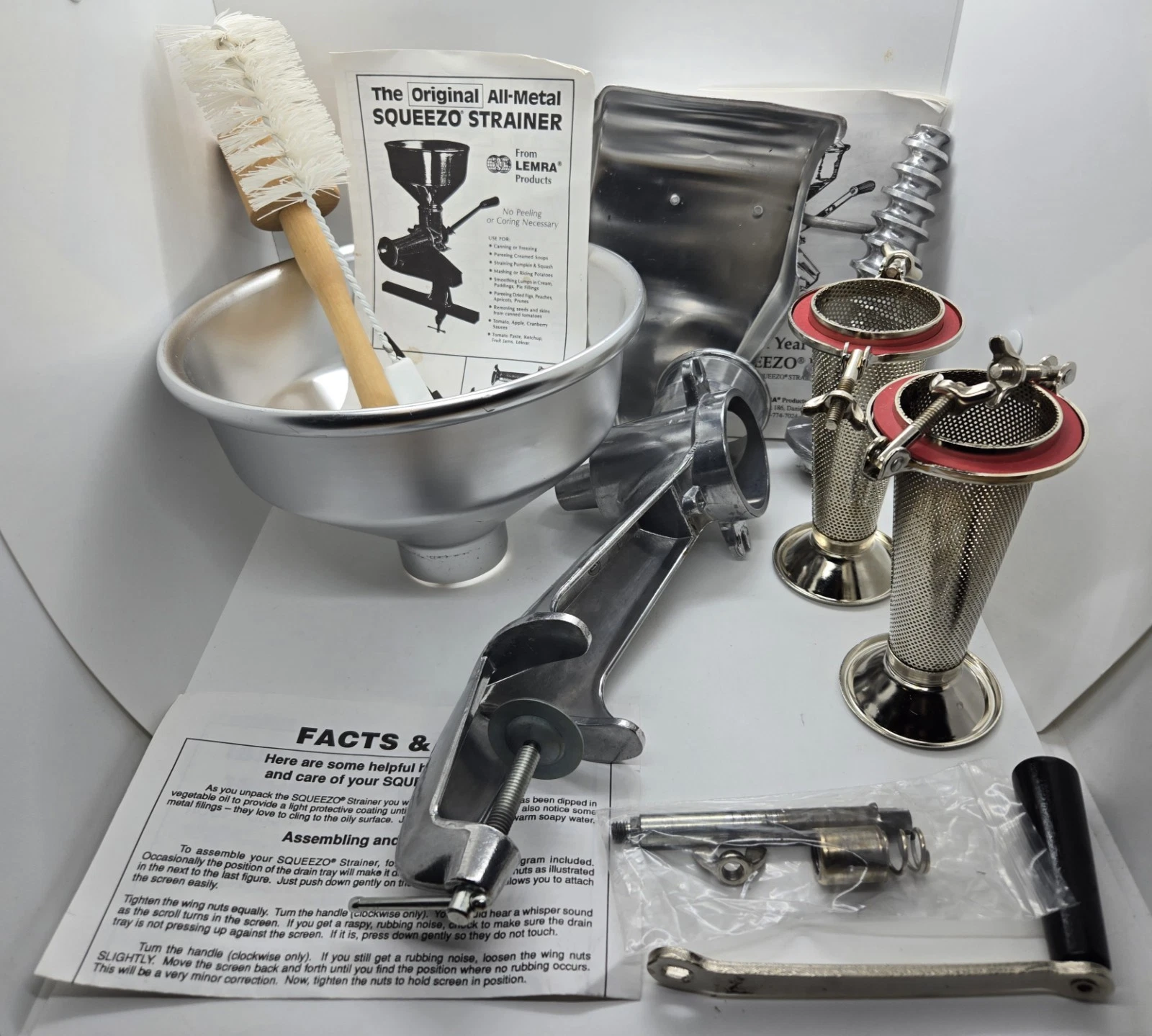 Vintage Squeezo Strainer LEMRA Complete Set Screens Box Manual Tomato Food Mill
Opens in a new windo