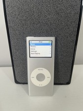 Apple iPod Nano 2nd Generation 2GB Silver Digital Music Player