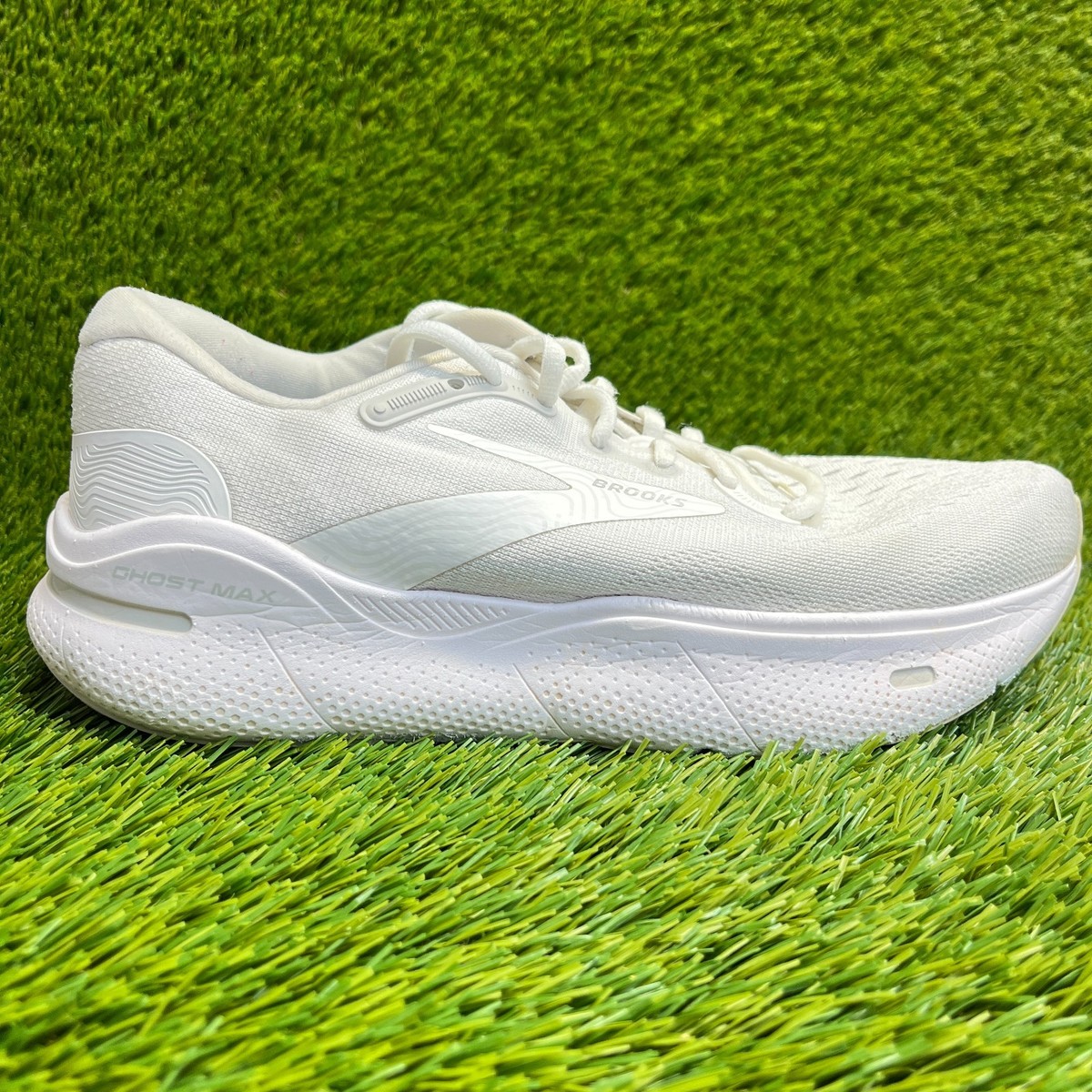 Shoes Brooks Ghost White Brooks Ghost Max Womens Size (B) Shoes