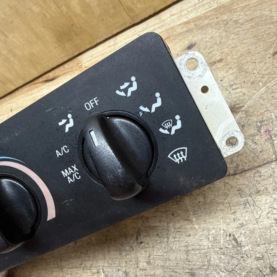 2000 2001 2002 FORD RANGER Climate Control Unit Module OEM YL5H19E870A Foto 4 de 4