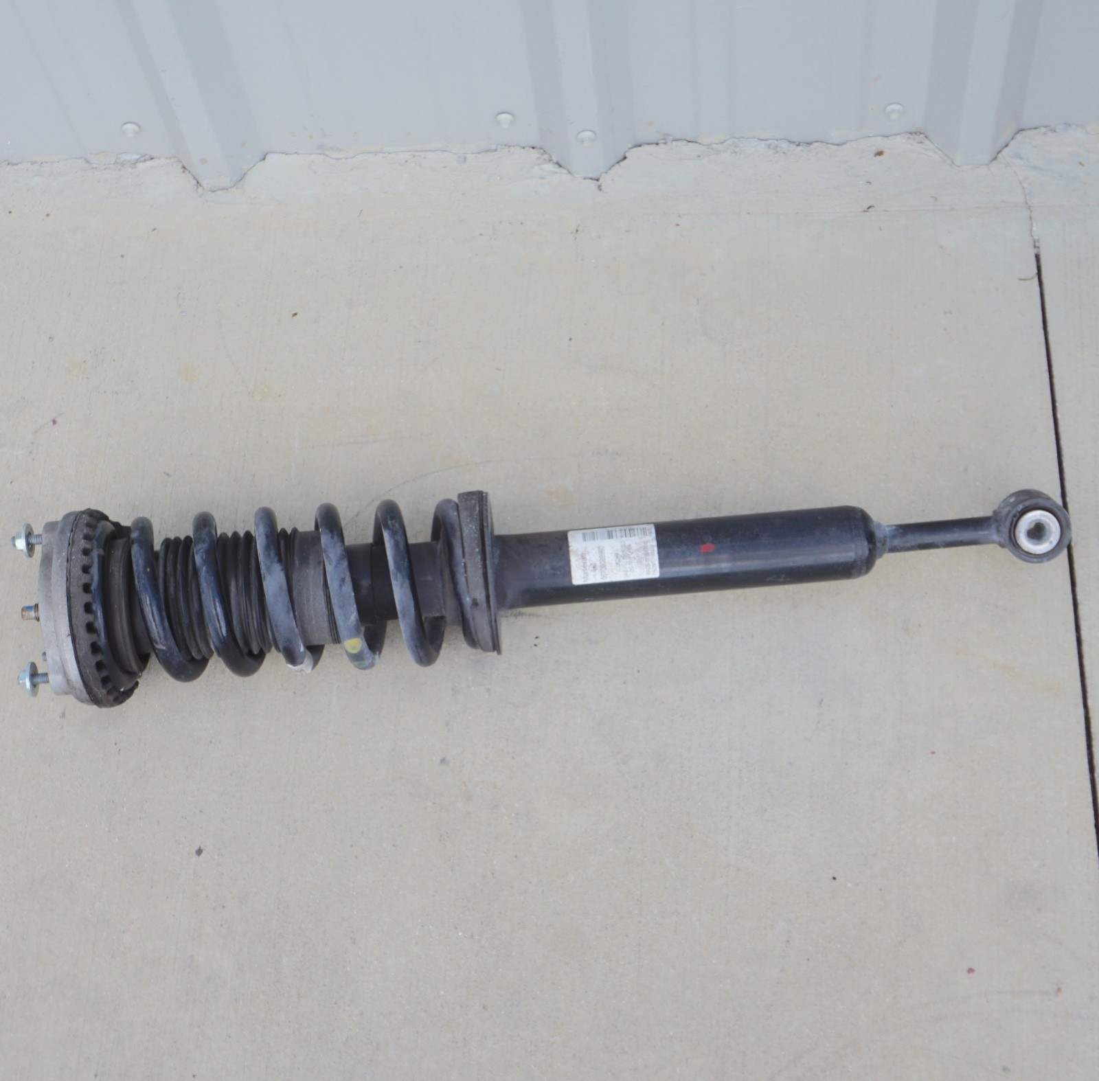 2014 - 2020 Maserati Ghibli Front Left Shock Absorber Spring Strut OEM