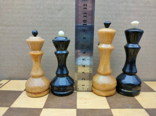 RARE Vintage Soviet Wooden Chess Set, USSR Chess Set Vintage Folding Board 35x35 - Picture 12 of 18