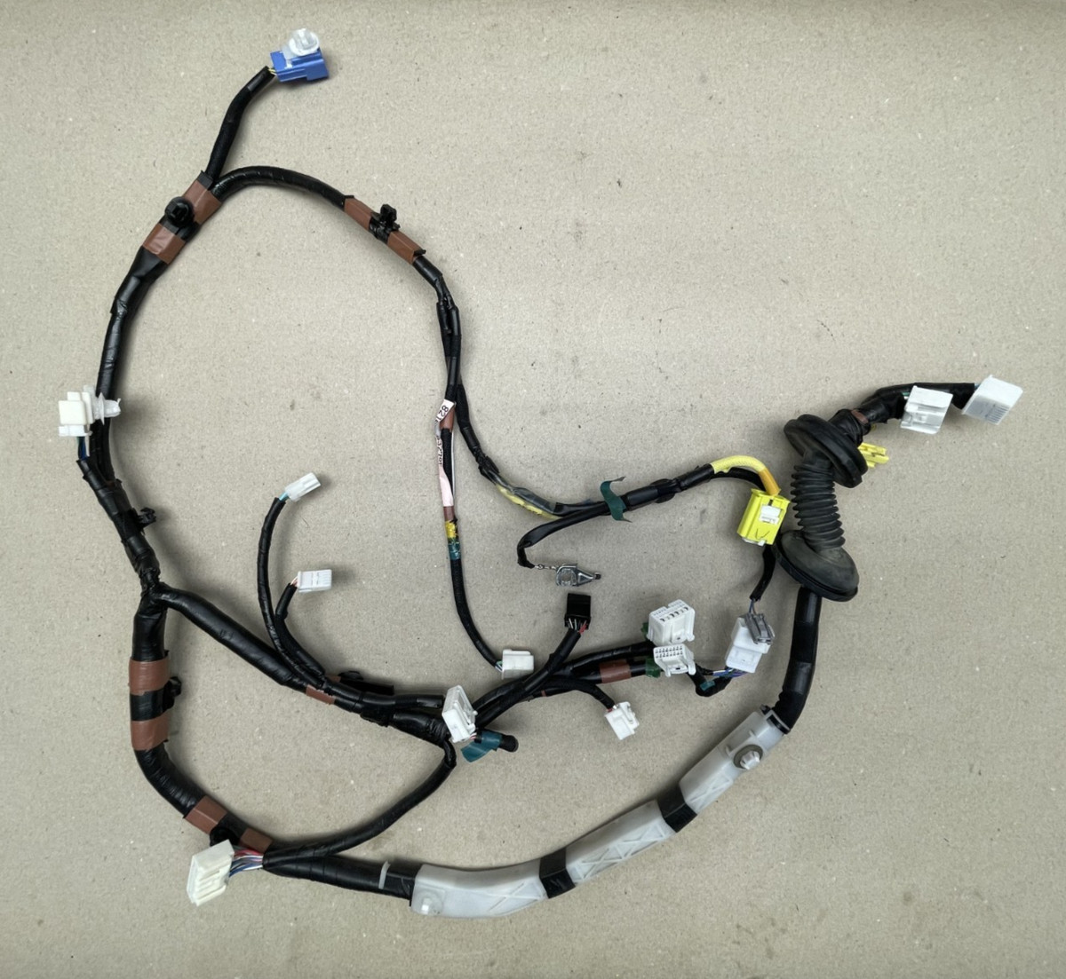 10-11 LEXUS IS250C CONVERTIBLE FRONT LEFT DOOR WIRE PASSENGER LH OEM 82152-53270