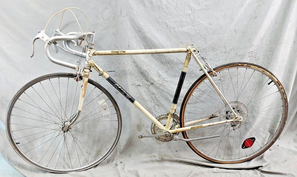 Bicicleta de carretera Raleigh Grand Prix Touring 1965 55 cm acero con orejetas medianas remitente de EE. UU.:) Foto 2 de 4