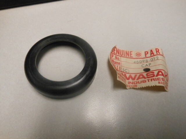 NOS Kawasaki Steering Stem Cap 74-76/78-79 KX125 74-75 KS125
