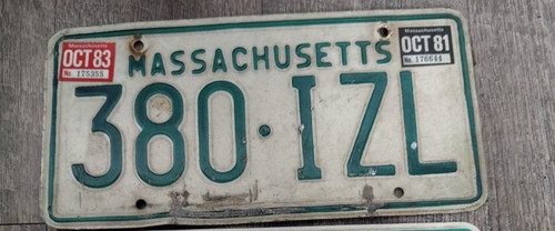 Vintage MASS 1980s Green White Massachusetts License Plate 380*IZL Auto Tag
