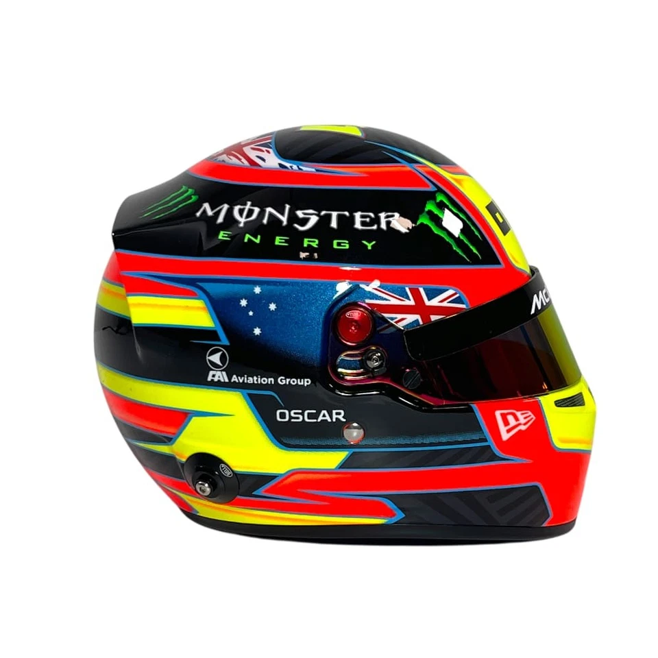 Mini Helmet Bell 1/2 Team McLaren Oscar Piastri #81 2025 - Immagine 3 di 4
