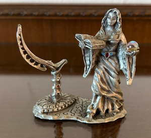 Sunglo 90’s Vintage Pewter Hologram Sorcerer Angel & Ball Figurine 3 1/2” X 4”