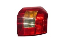 TOYOTA COROLLA Verso E12 Rücklicht hinten rechts RS102 1.60 Petrol 26555721