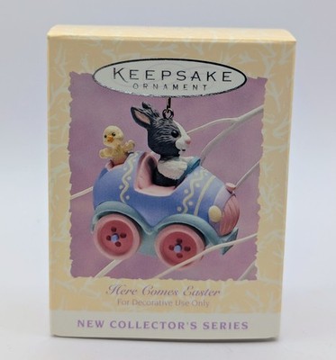 1994 Hallmark Easter Collection Ornament ''Here Comes Easter'' - Wheels Roll
