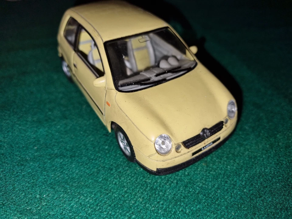 Volkswagen LUPO Kinsmart 1/28 Rare promo VW - Immagine 2 di 4