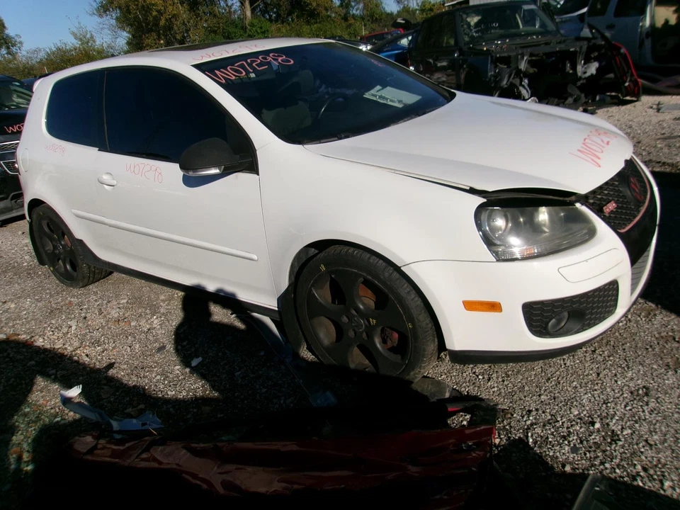 Used Right Quarter Glass fits: 2008 Volkswagen Golf gti Right Grade A - Изображение 3 из 4