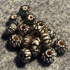 15 Original Chevron Glass Trade Beads Huron Indians 1700's Black & White