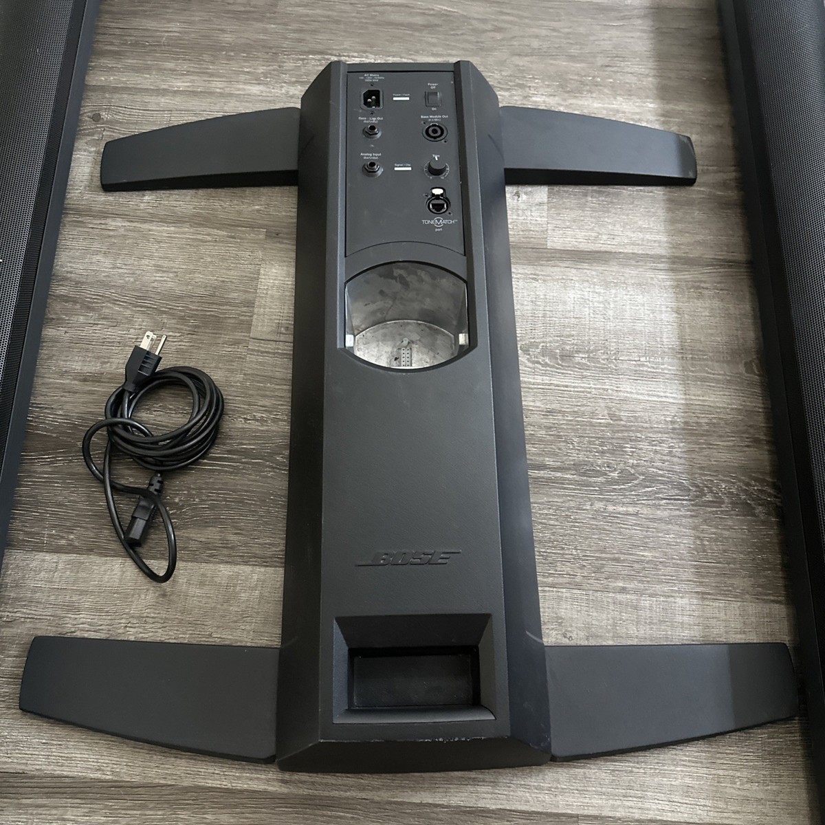 Bose L1 Model Power Stand Bose L1 Model II Cylindrical Column PA