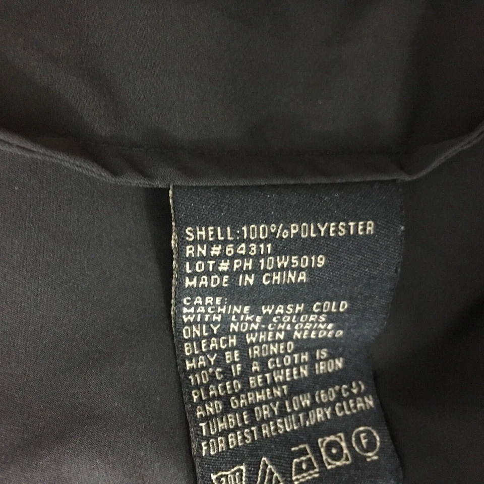 RAINFOREST 尺寸小号宽松版型黑色可打包易皱恢复连帽夹克 — 第 3/4 张图片
