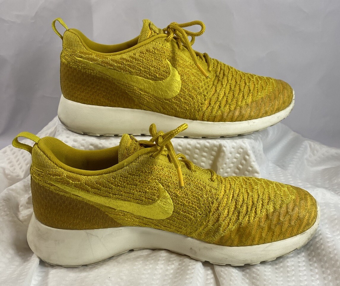 Nike Rosherun Flyknit Women's Running Shoes 704927-700 White/Gold Sz 7.5 US