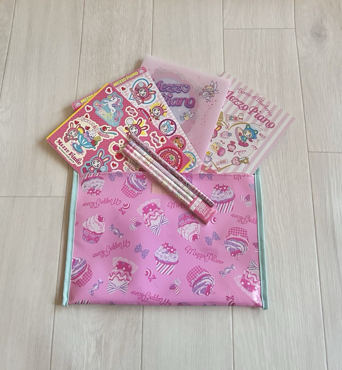 Mezzo Piano Pink Stationery Set Pouch, Sticker, Pencils, Notebook