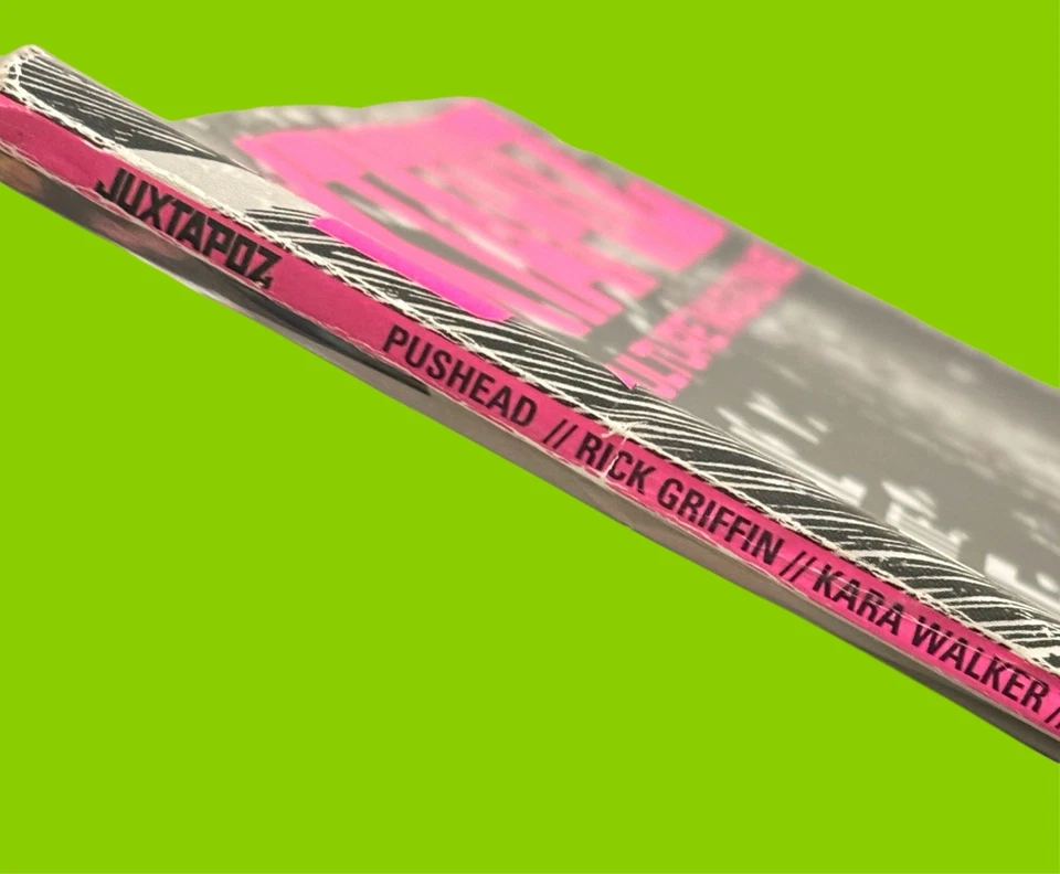 JUXTAPOZ Art & Culture Magazine Special B & W Issue Spring 2005; RARE SHIPS FREE Foto 3 de 4