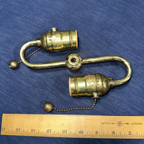 VINTAGE BRASS LAMP DOUBLE CLUSTER LEVITON PULL CHAIN SOCKETS