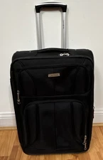 Samsonite sturdy Softside Luggage expandable 2 Wheel 22"x15”x9” Used Once