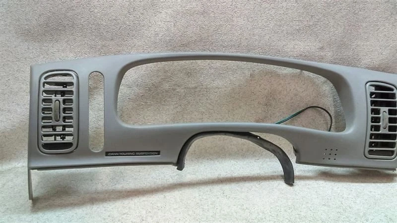 Bisel Cluster gris compatible con 1997 1998 1999 2000 2001 2002 2003 2004 2005 Park Ave Foto 2 de 4