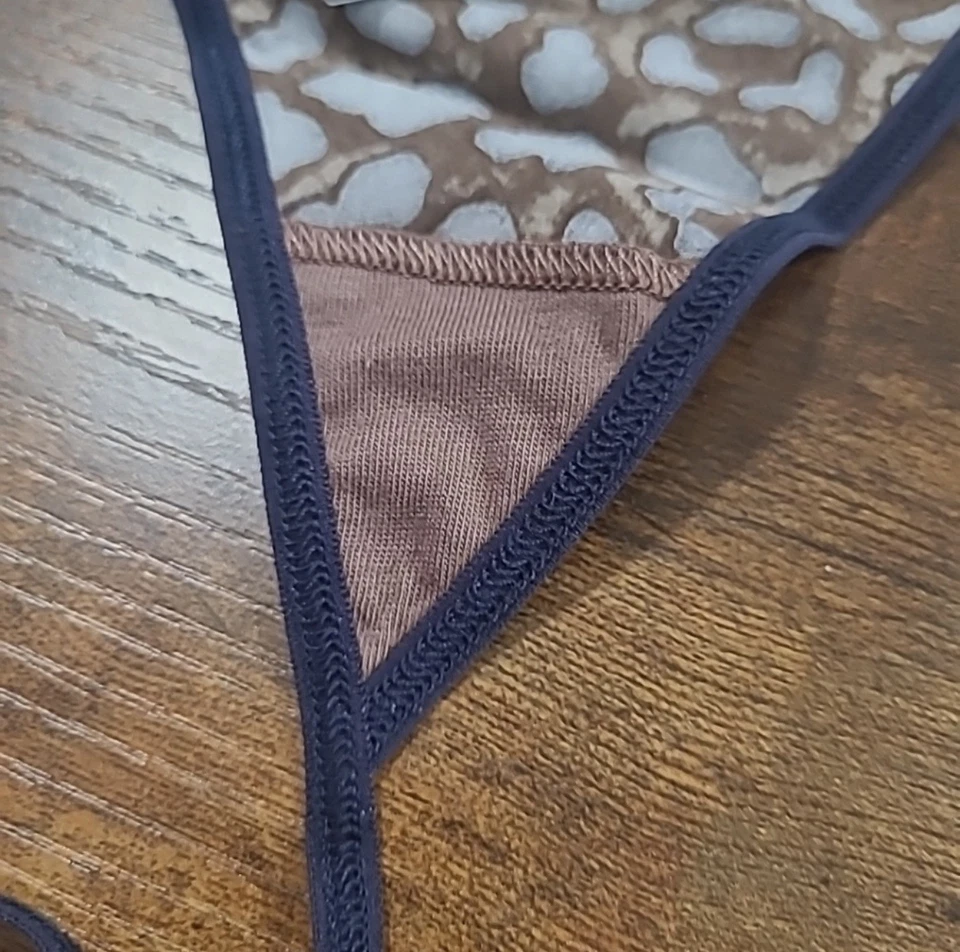 FREDERICK'S OF HOLLYWOOD LEOPARDO LISO MINI PEQUEÑO G V CUERDA TANGA BRAGAS 2XL Foto 3 de 4