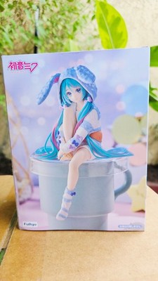 Brand New Genuine Hatsune Miku Bunny Pajamas Blue Version Noodle Stopper Figure