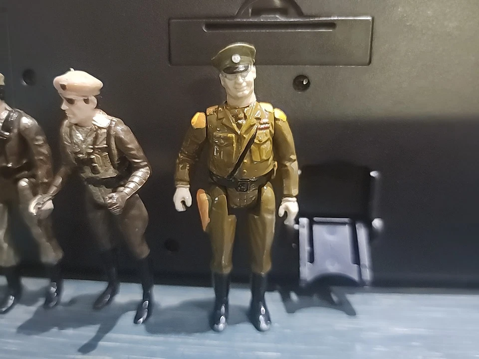 Vtg 1981 Mego Eagle Force Lot Of 3 Die Cast Metal 2" Action Figures - Image 4 of 4