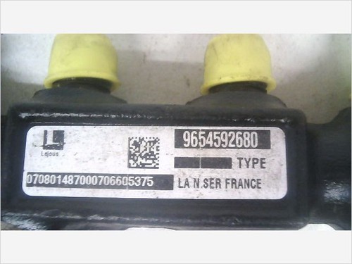 Rampe injection occasion PEUGEOT PARTNER I Phase 2 - 1.6 HDI 16v 75ch - Photo 2/4
