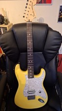 2023 Fender Tom Delonge Limited Edition Stratocaster – Graffiti Yellow