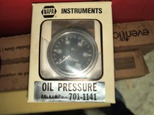 Stewart Warner Deluxe Series Oil Pressure Gauge 82323 Rat Rod Hot Rod SW