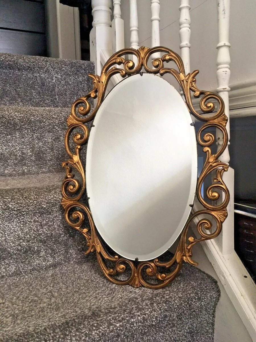 Small Beaded Carved Round Wall Mirror in Gold