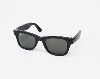 Ray-Ban  スマートサングラス Wayfarer RW4002 Ray-Ban Stories RW4002 Wayfarer black frame with dark green