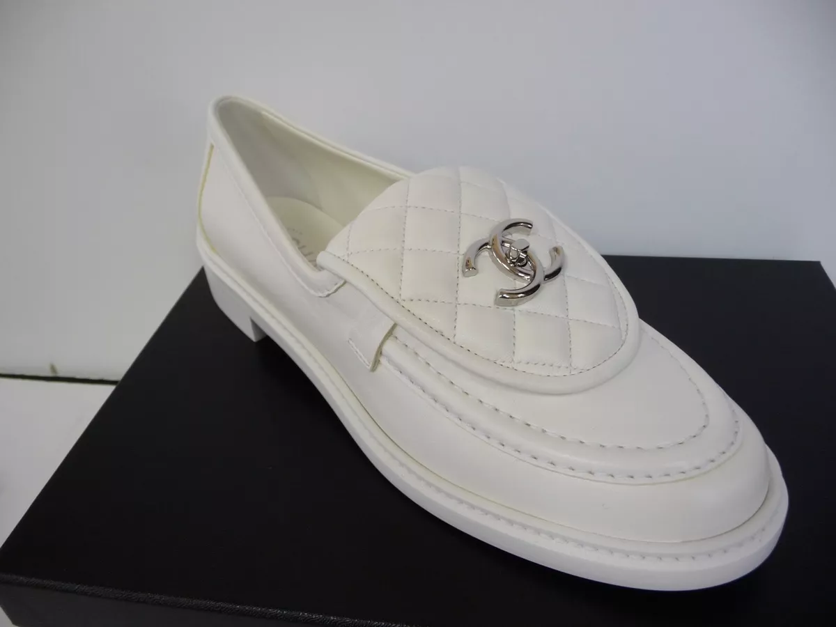 Chanel 23S G36646 White Matte Quilted Turnlock Gold Logo Loafers 38-40.5  sizes