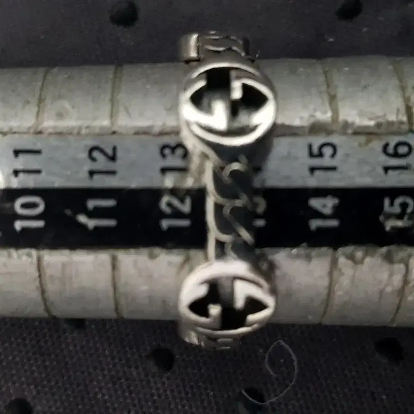 Gucci Interlocking G Silver Ring - Size 13, Used,… - image 4
