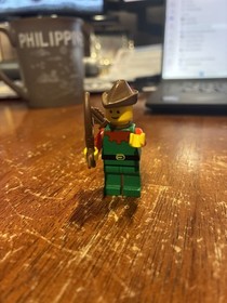 LEGO Red Forestman Minifigure - Vintage Castle 6103 6066 6042