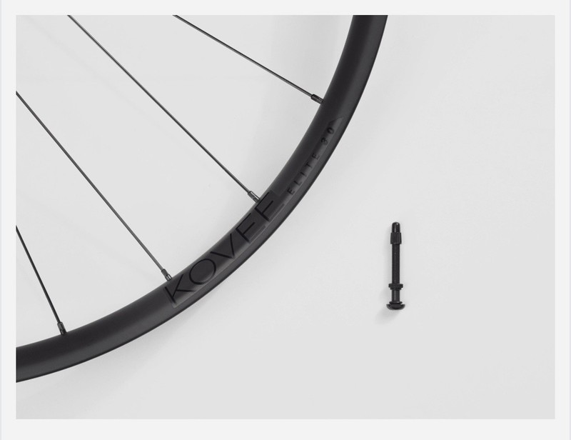 Bontrager Kovee Elite 30 Boost CARBON 29" front wheel